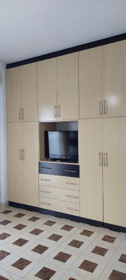 Apartment Tinka In Saranda 外观 照片